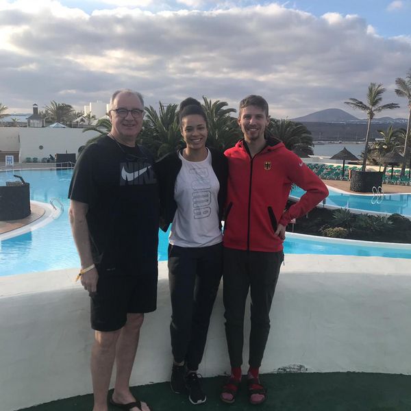 Tamas Kiss (links), hier im Trainingslager 2019, mit Marie-Laurence Jungfleisch und Fabian Heinle.