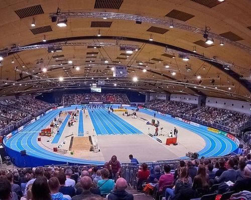 Indoor Meeting Karlsruhe im SWR Livestream