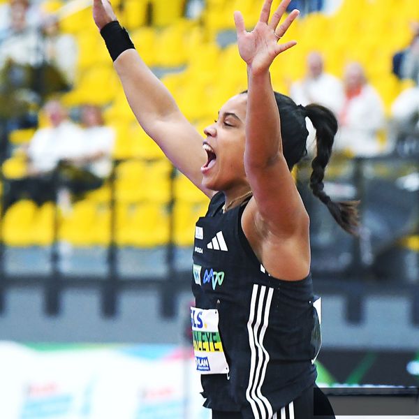 Yemisi Ogunleye (MTG Mannheim) bejubelt ihre Weltklasse-Leistung.