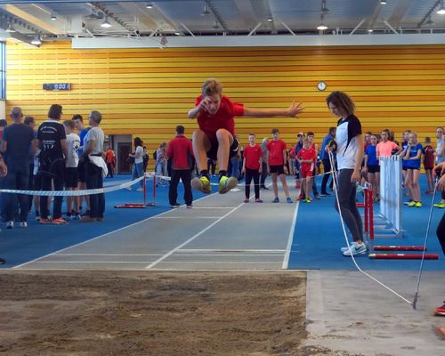 Sprünge im Doppelpack: Mehrfach-Sprungcup in Stuttgart und Offenburg